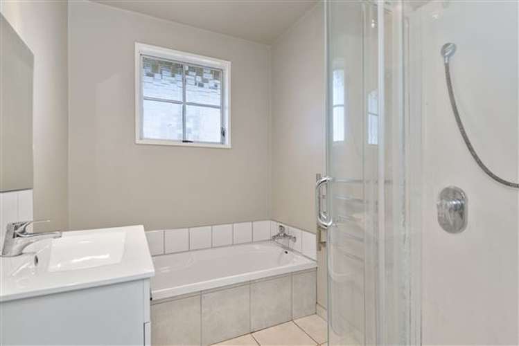 71 Denise Crescent Hornby_11