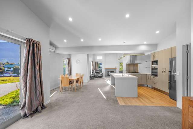 7 Ellie Place Lake Hawea_2