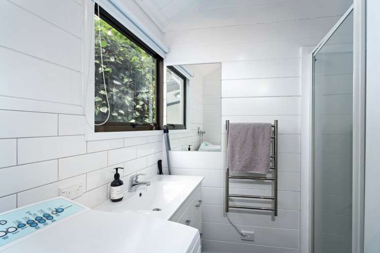 17 Lowe Park Lane Pauanui_17