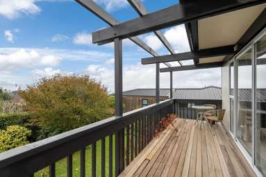 2/371 East Coast Road_3