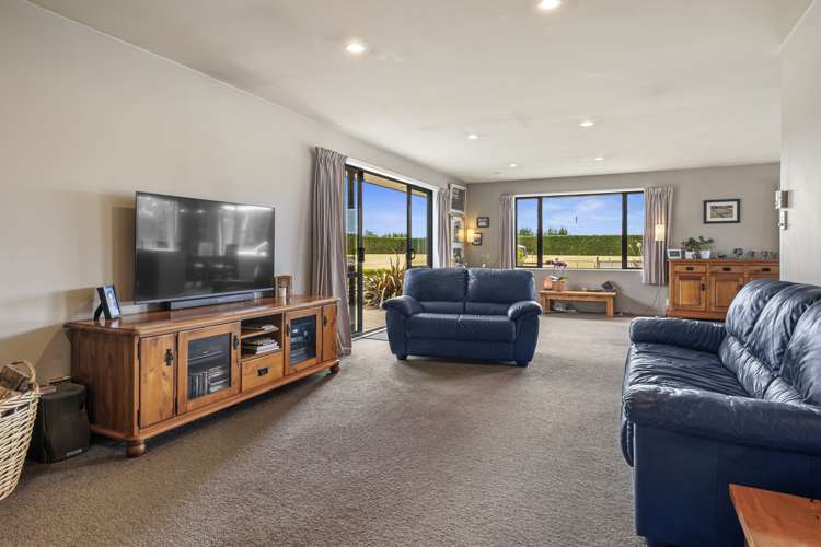 2233 South Eyre Road West Eyreton_4