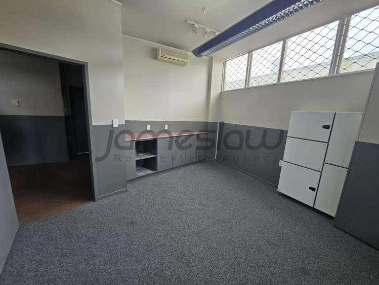 52 Porana Road Wairau Valley_17