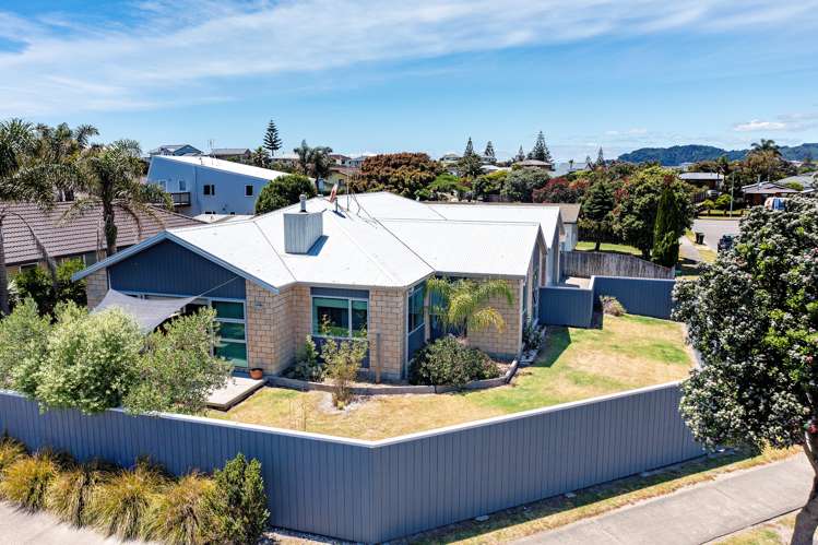 24 Omega Place Coastlands_1