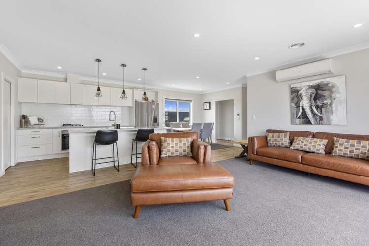 11 Leith Road Okato_6