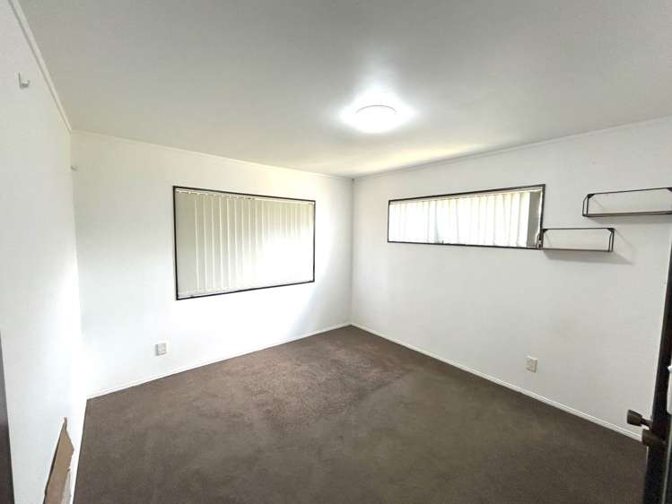 151 Carnoustie Drive Wattle Downs_5