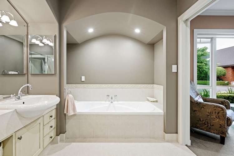 77 Harrowfield Drive Harrowfield_22