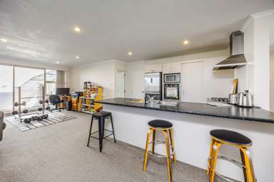 13 Phar Lap Crescent_2