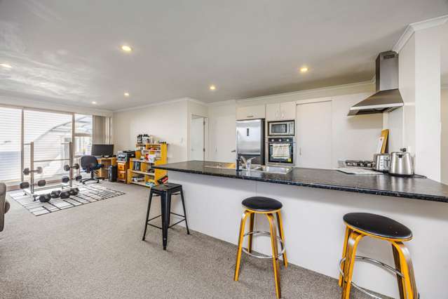 13 Phar Lap Crescent Takanini_2