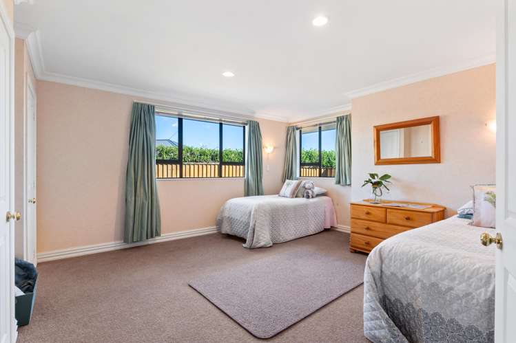 5 Margaret Place Lytton West_16