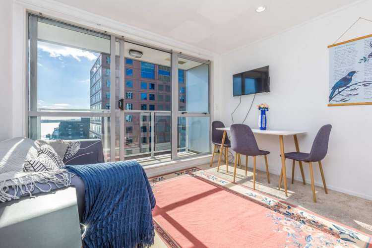 17J/34 Kingston Street Auckland_4