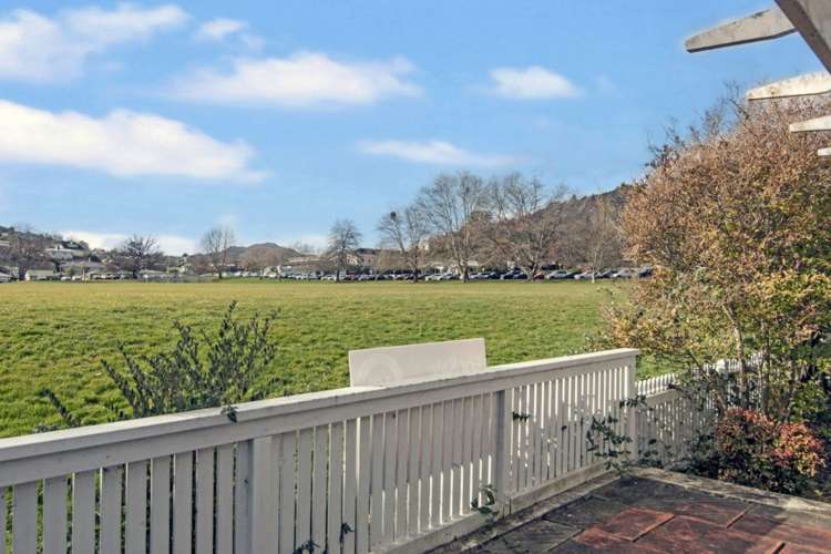 3/62a Tipahi Street Nelson South_2