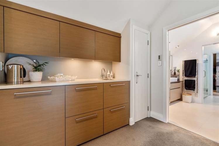 270a Hurstmere Road Takapuna_11