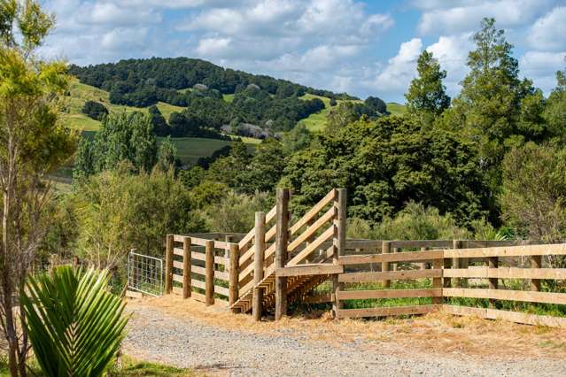 149 Whaka Street Maungaturoto_2