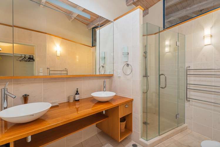 8 Courtney Close Pauanui_15