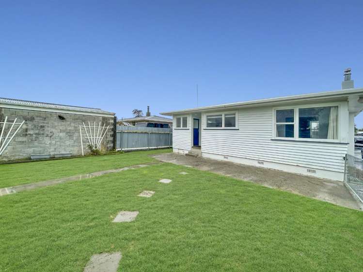 31 Abraham Crescent 10929_2