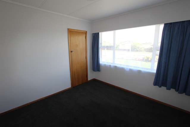 89 Tyndall Street Pahiatua_4