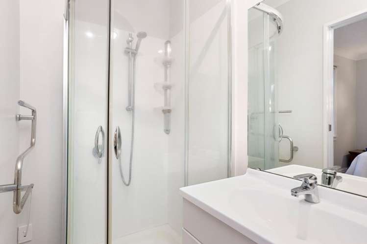 19 Lawrence Crescent Hillpark_5