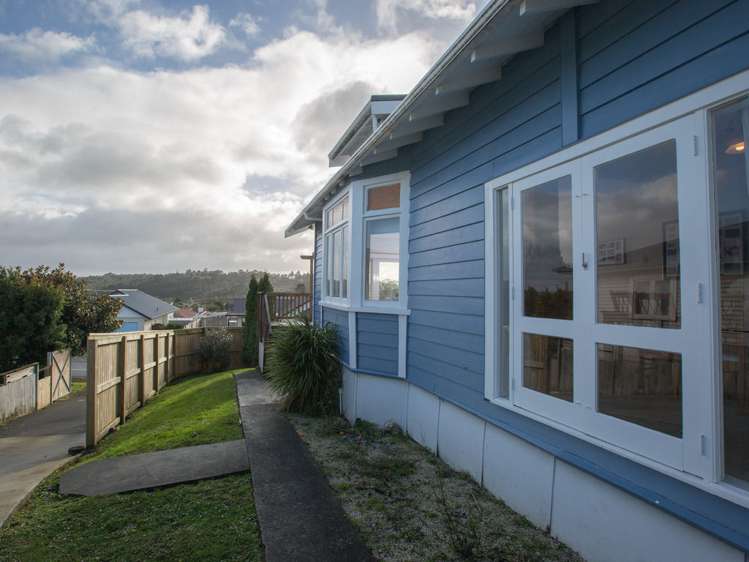 3 Lasque Place Glen Eden_10