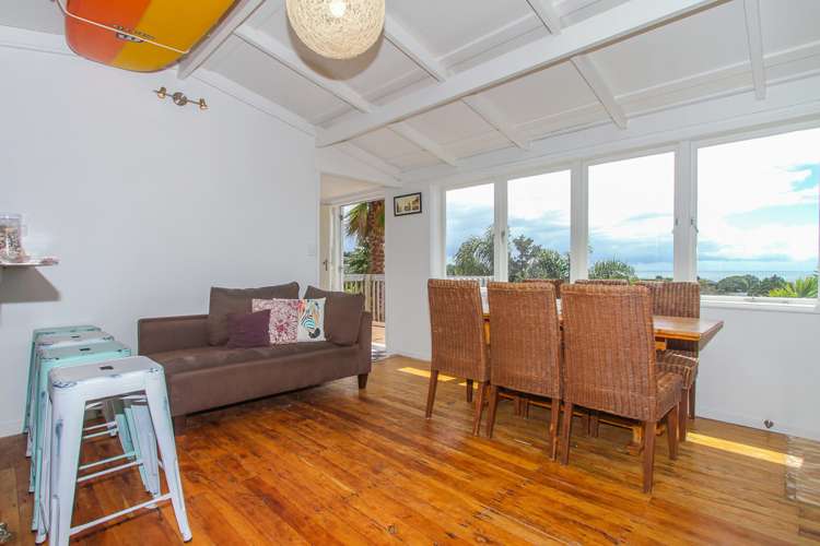 15 Gledstane Road Stanmore Bay_17