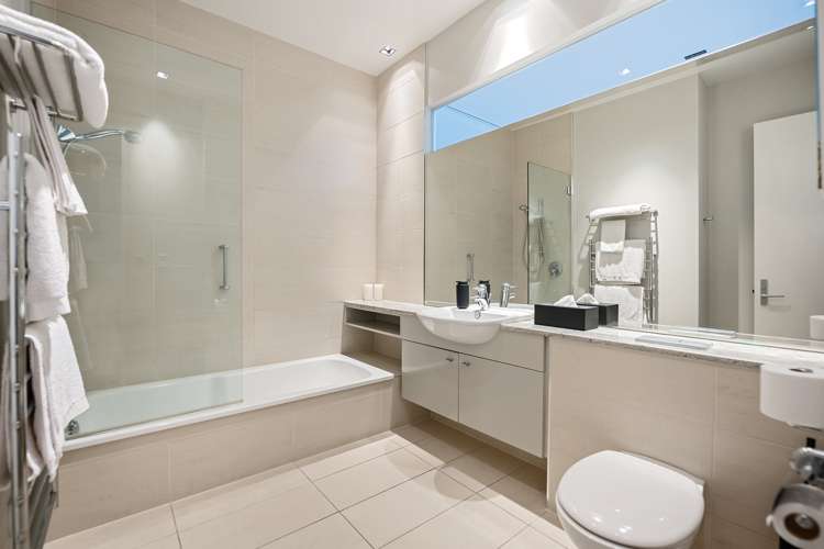 6 Kutai Lane Omaha_26