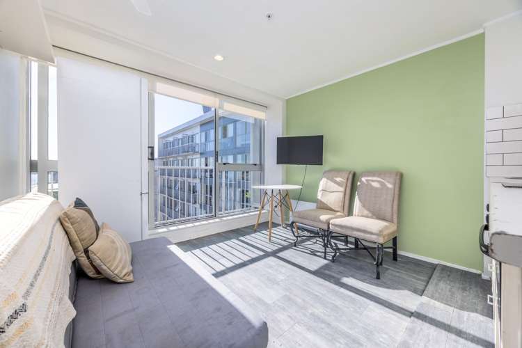1419/72 Nelson Street_5