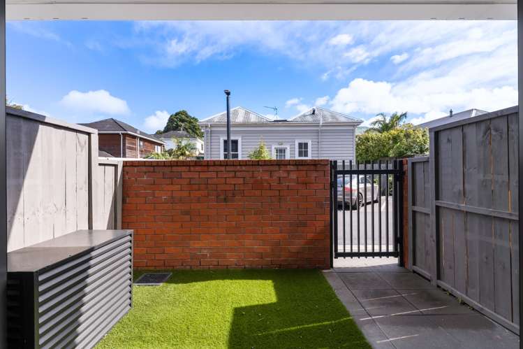 78A & B/124 Taylors Road Mount Albert_10