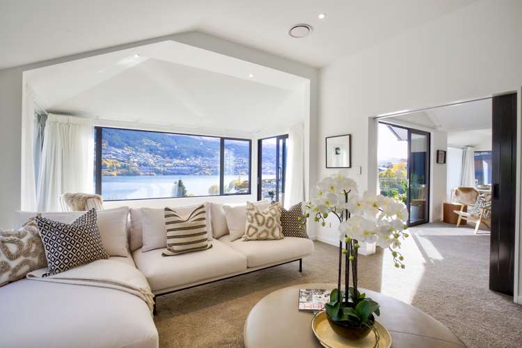 562 Peninsula Road Kelvin Heights_10