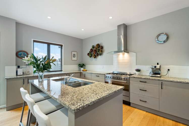 97 Coates Avenue Orakei_13