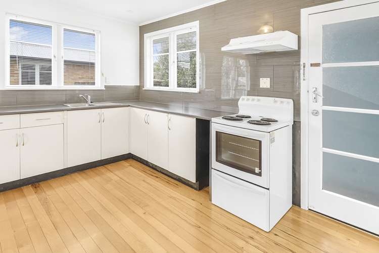 94 Bruce Avenue Glenview_5