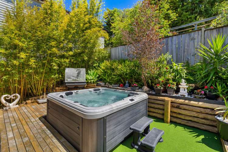 22 Gerontius Glade Torbay_24