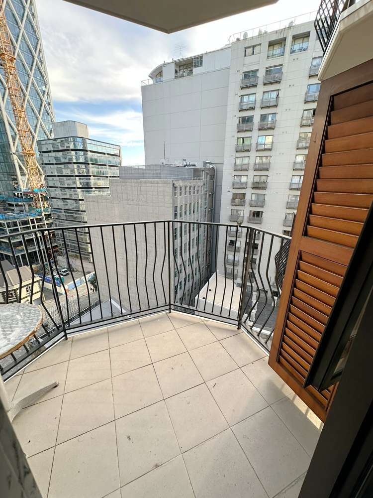 8h/23 Emily Place Auckland Central_6