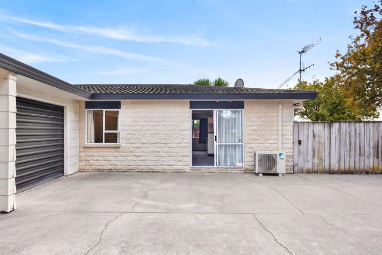 58B Whiting Crescent Greenmeadows_0