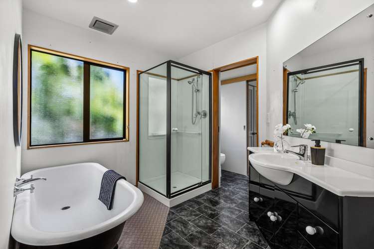 28 Pohutukawa Avenue Red Beach_19