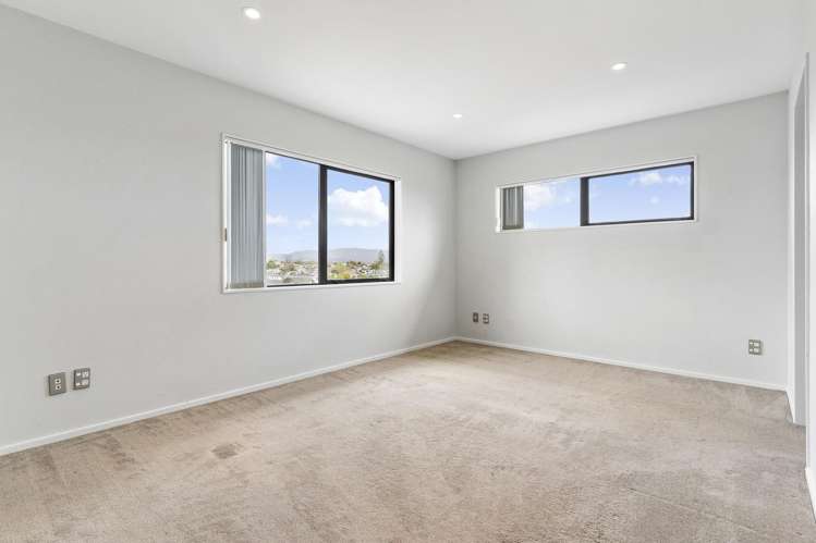 29 Meritage Lane Te Atatu South_11