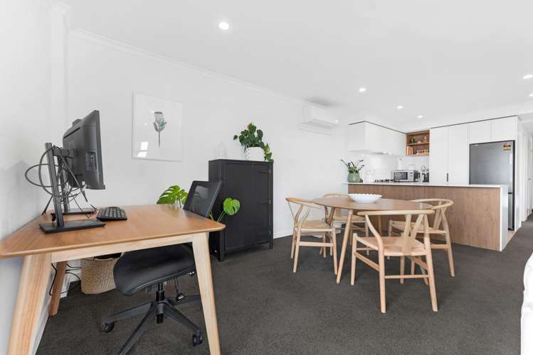 201/28 Shortfin Place Flat Bush_7