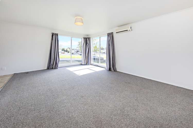 324 Roscommon Road Clendon Park_4