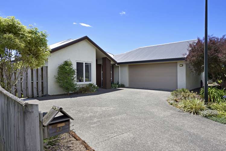 27 Daelyn Drive Richmond_2