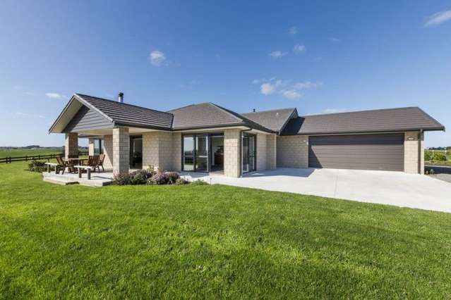 268 Halcombe Road Feilding_3