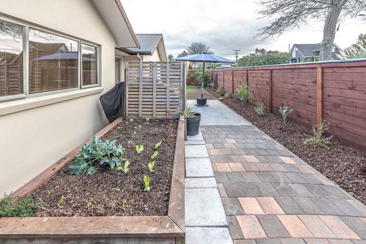 1 Perrett Drive Otamatea_25