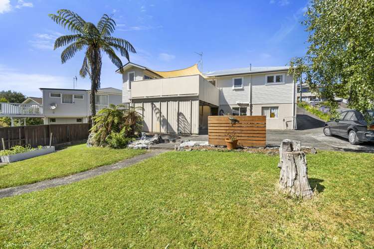 38 Larsen Crescent Tawa_14