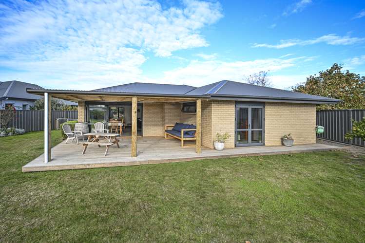 11 Barcroft Street Frimley_11