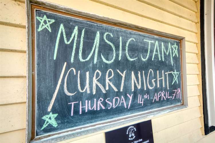 8 Hilton Street Blackball_30