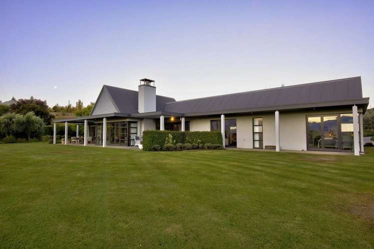 251 Beacon Point Road Wanaka_0