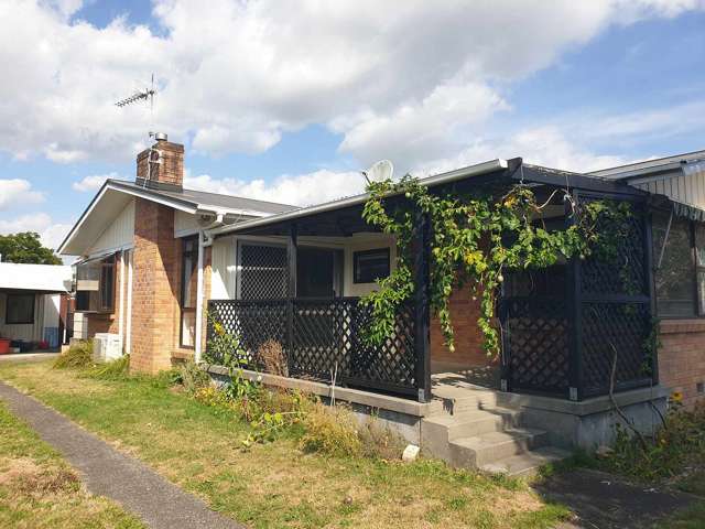 Charming 3BR Family Home in Pukete