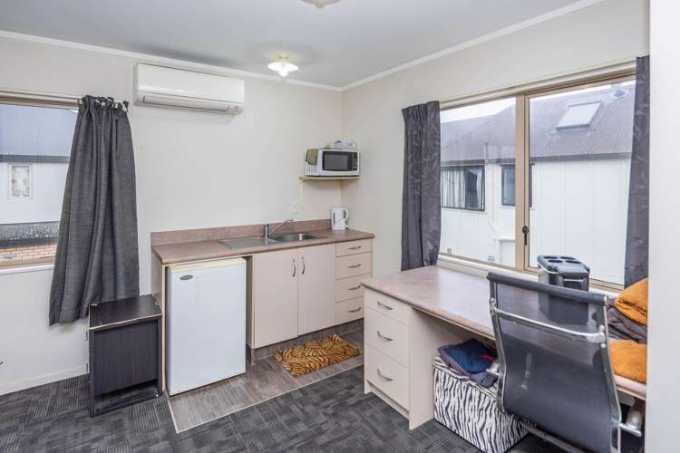 5A Inverness Avenue Hamilton East_13