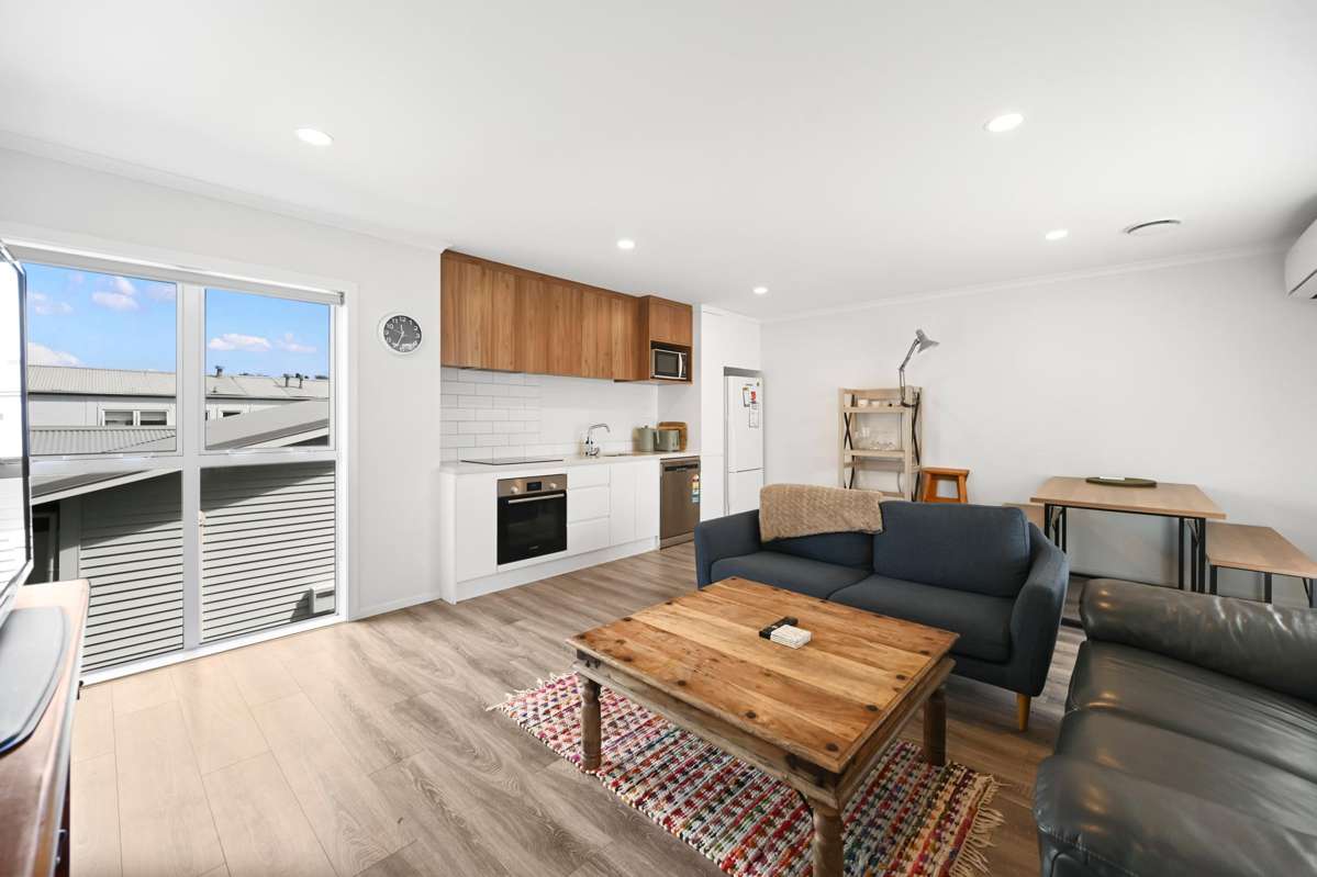 3/4 Palmerton Street 2