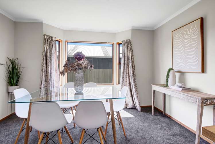 41 Birchfield Avenue Dallington_14