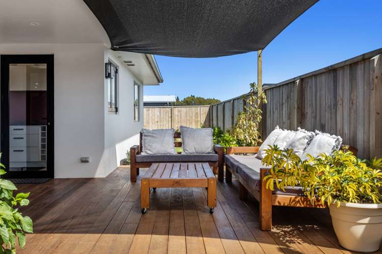 5 Karearea Drive Coastlands_16