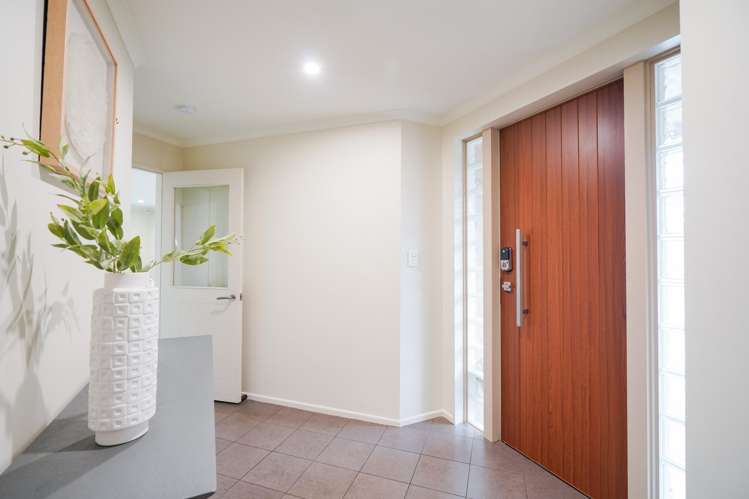 53 Glenroy Park Drive Waikiwi_1