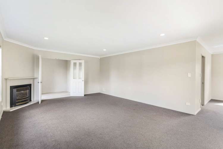 1 Takatu Place Takanini_21